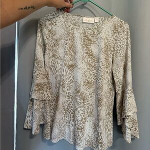 Elle Women's Cream and Tan Patterned Blouse
